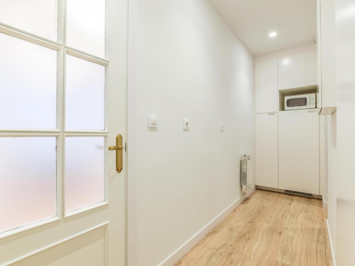 Apartament Apartamento En Plaza De Canalejas Madryt Zewnętrze zdjęcie