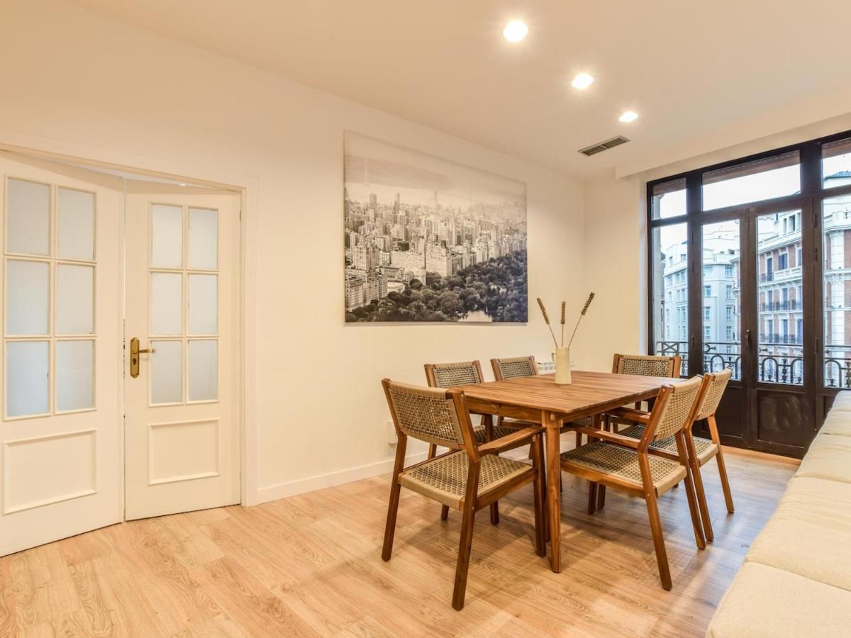 Apartament Apartamento En Plaza De Canalejas Madryt Zewnętrze zdjęcie